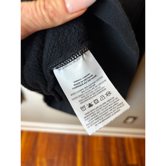 Jordan Black Hoodie XL with Red Accents - Picture 4 of 5